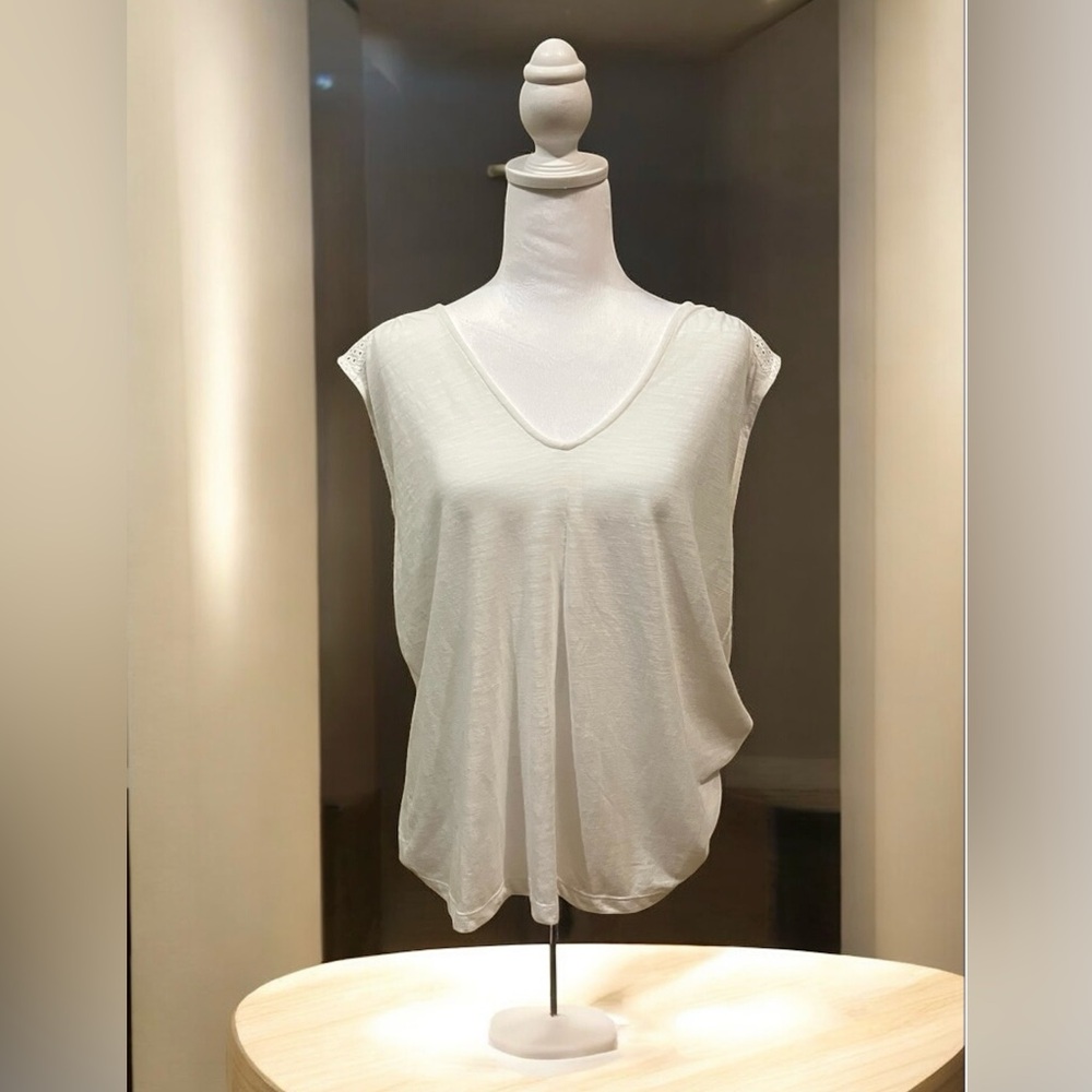 Banana Republic Cream Textured Top